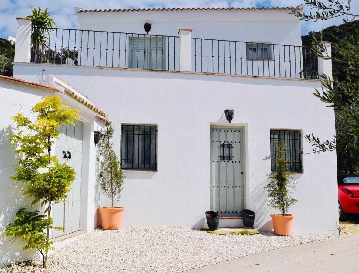 Hotel La Pluma Iznájar Exterior foto